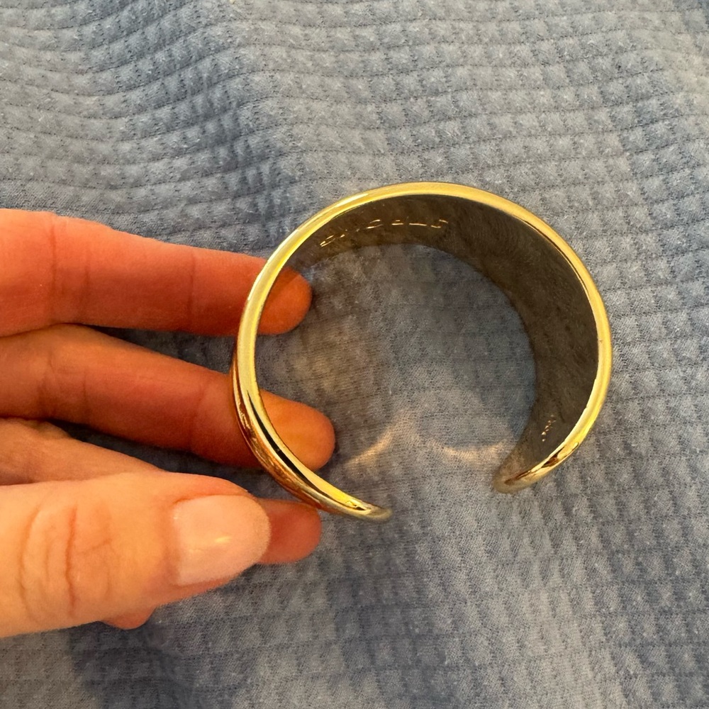 Jane Win Gold Strong Rising Sun Cuff Bracelet - Picture 8 of 8